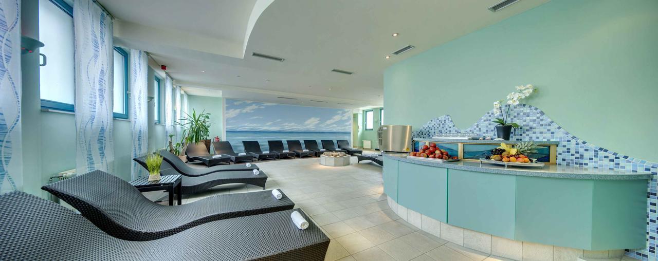 Aquamaris Strandresidenz Ruegen Juliusruh Exterior photo